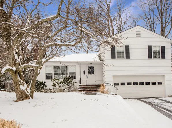 39 Colby Ave, Rye, NY 10580