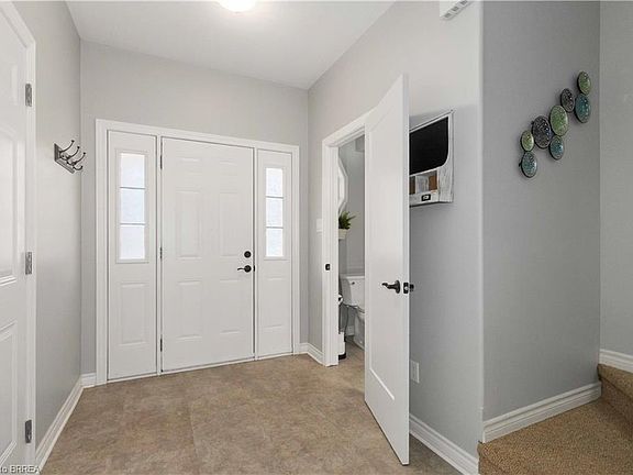 4th image of 12 Brantwood Park Rd #D2