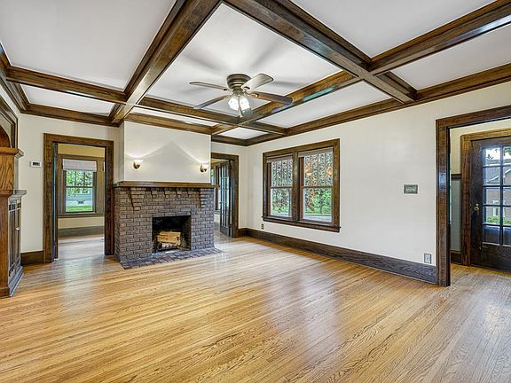 5th image of 1715 Bush Ave