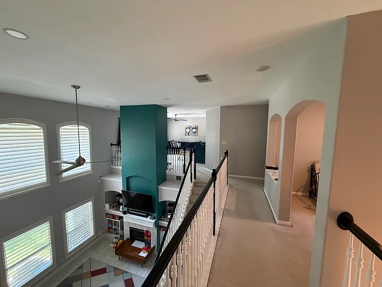 2536 Crenshaw Dr — Photo 10
