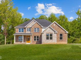 1907 Tipton Ponite Ct, Columbus, IN 47201