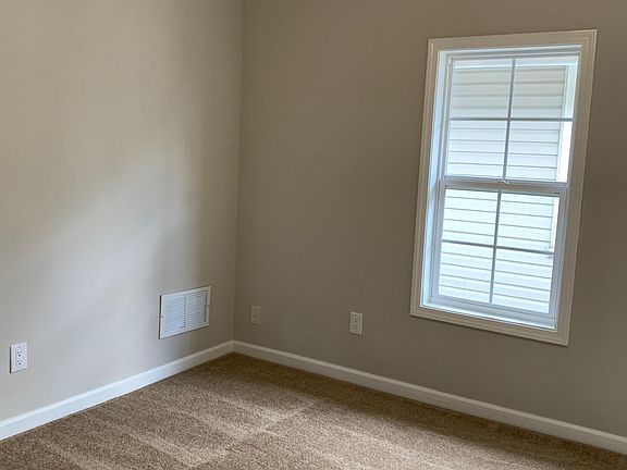 5th image of 663 Frebis Ave