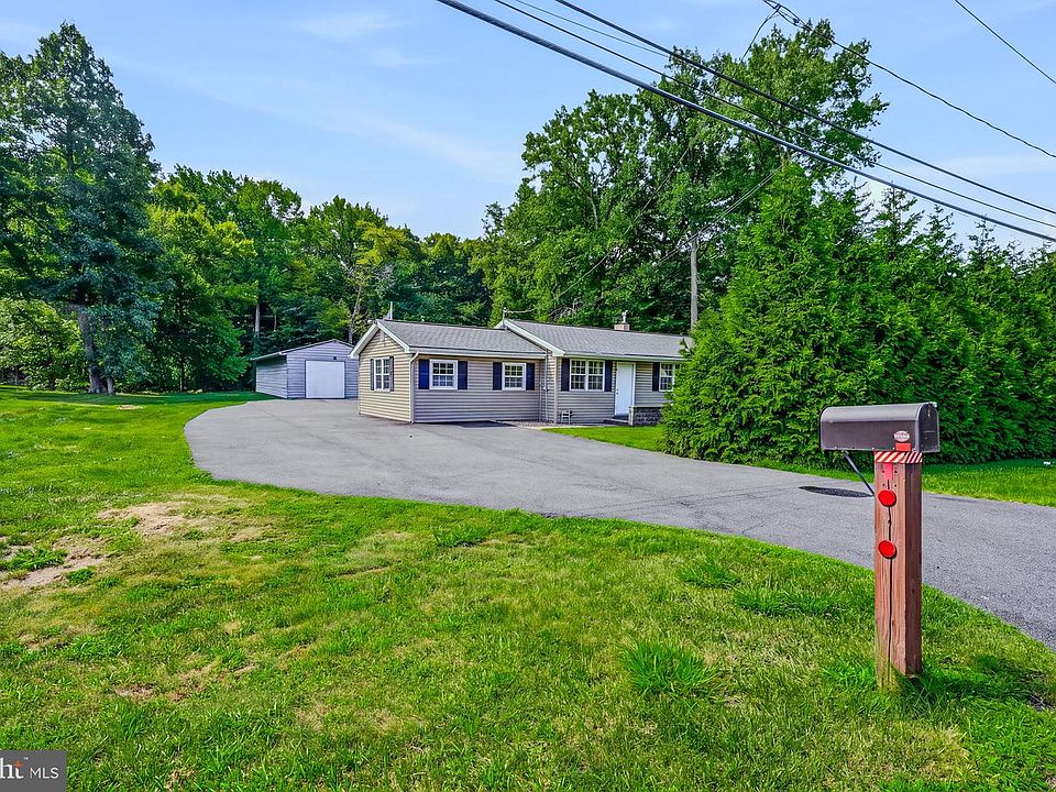 1st image of 2030 Porter Rd