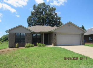 1745 Milestone Dr, Conway, AR 72034