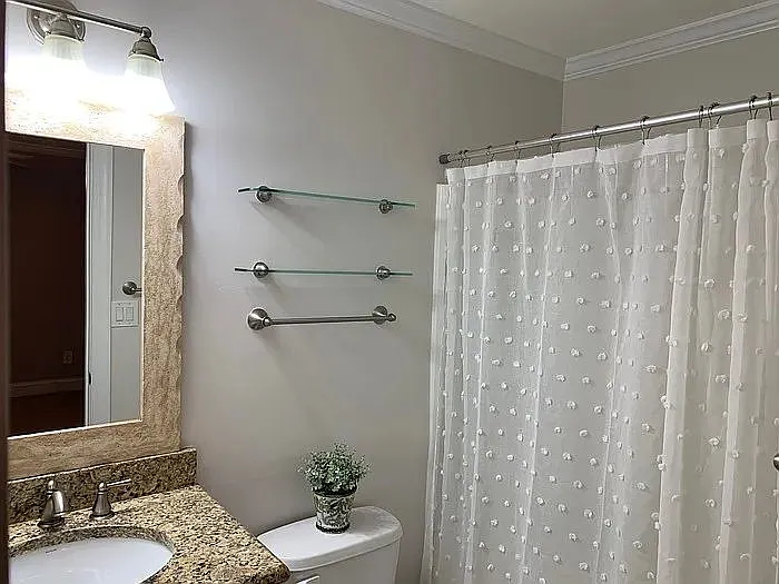 1405 Governors Ct — Photo 13