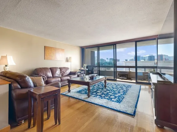566 Commonwealth Ave APT 708, Boston, MA 02215
