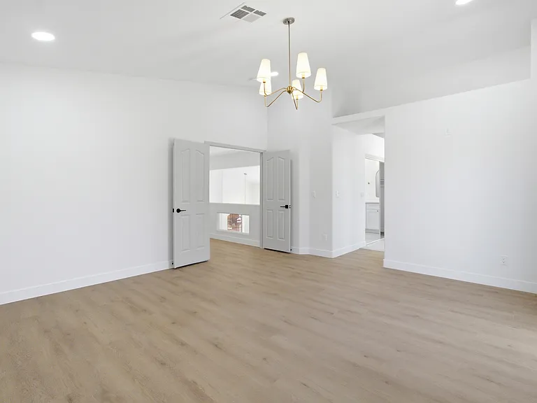 2137 Crestline Falls Pl — Photo 5