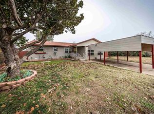 5864 NW Dearborn Ave, Lawton, OK 73505