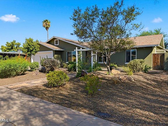 3rd image of 1506 E BROADMOR Drive