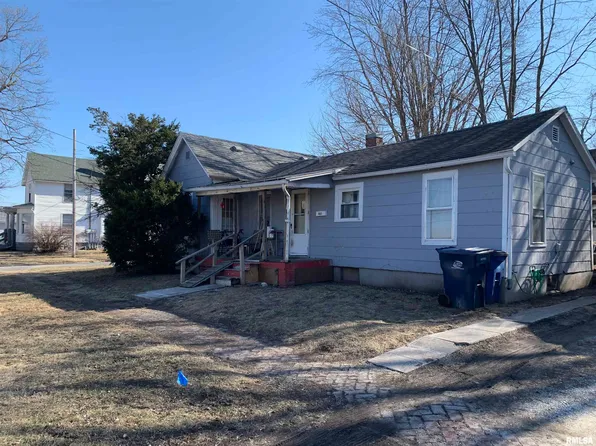 401 W 3rd Ave, Monmouth, IL 61462