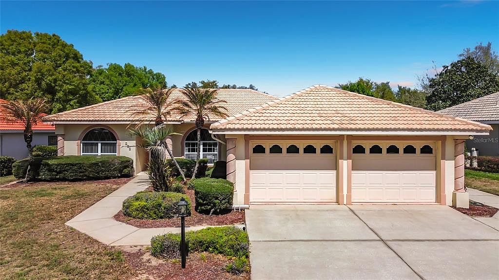 221 Golf Aire Blvd