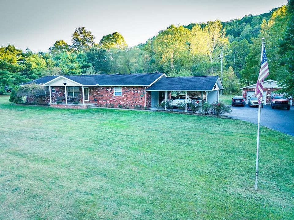 1st image of 1420 Briary Rd
