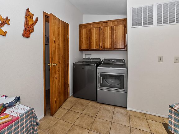 2nd image of 3736 S Lakeside Dr