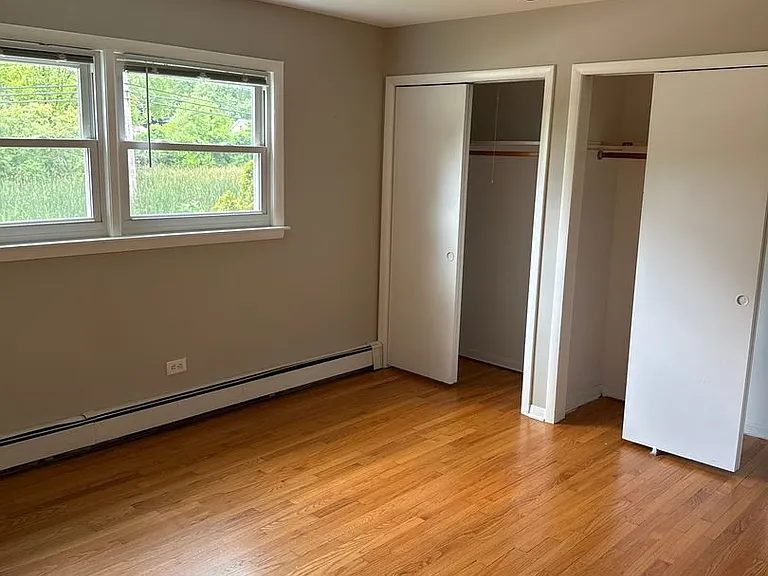 16W780 57th Ct — Photo 17