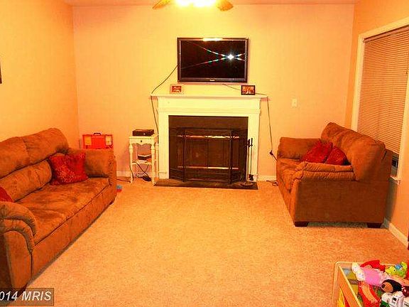 4th image of 10615 Chesterwood Dr