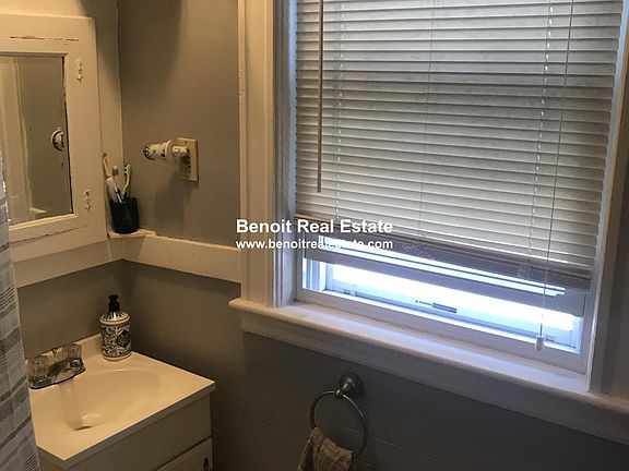 5th image of 158 Vassall St #1A
