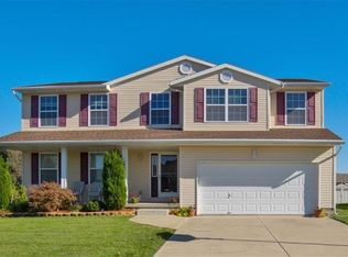 52 Meadow Brooke Ave, Brookville, OH 45309