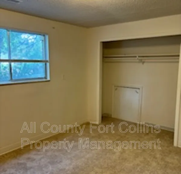 1990 Dorset Dr — Photo 11