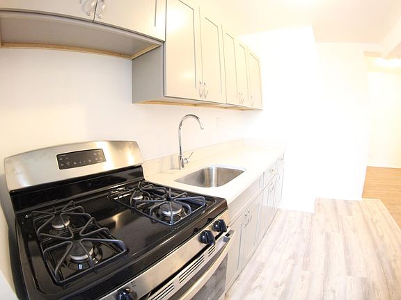 5th image of 2390 Davidson Ave #1C-1