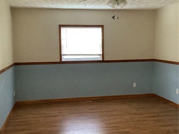4th image of 226 Cowan Pl