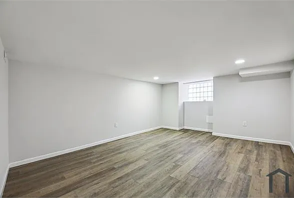 2141 W Fayette St — Photo 12