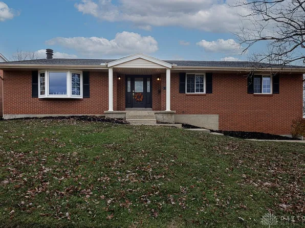 1818 Kathy Ln, Miamisburg, OH 45342