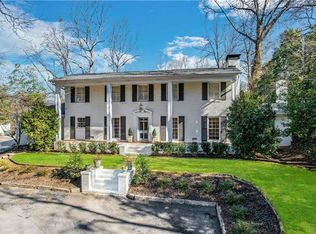 484 Tara Trl, Atlanta, GA 30327