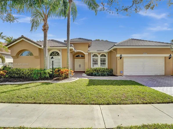 2161 NW 128th Ave, Pembroke Pines, FL 33028