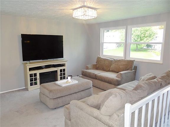 2nd image of 343 Fruitwood Dr
