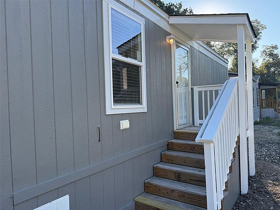 2nd image of 5622 Killough St #C