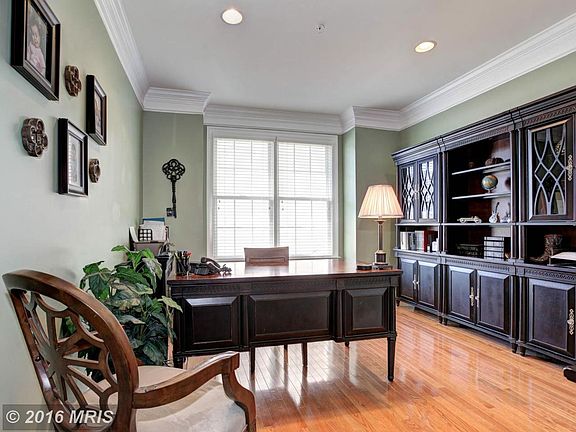 5th image of 23215 Yellowwood Dr