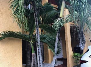 13715 SW 84th St APT B, Miami, FL 33183