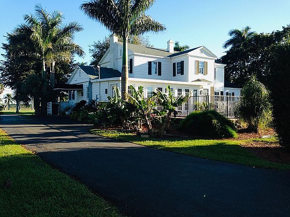 4th image of 2271 Bacom Point Rd