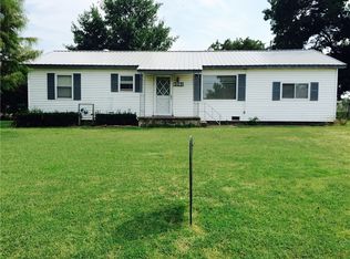 303 E Green St, Meeker, OK 74855