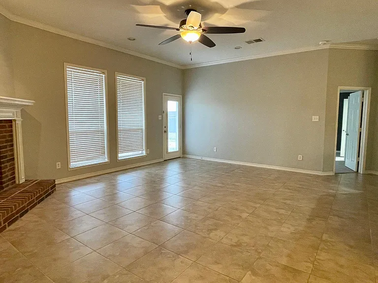 5330 Golfside Dr — Photo 5