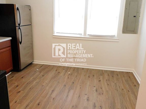 2nd image of 1601 Autumn Dr Unit C