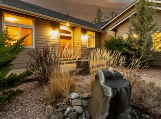 6904 SW Joshua Ct, Powell Butte, OR