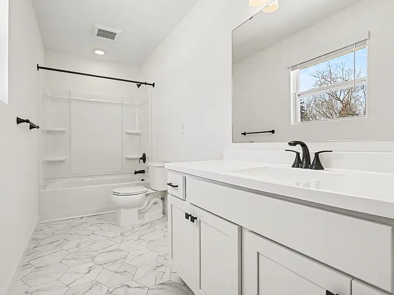 667 Bush Blvd — Photo 17