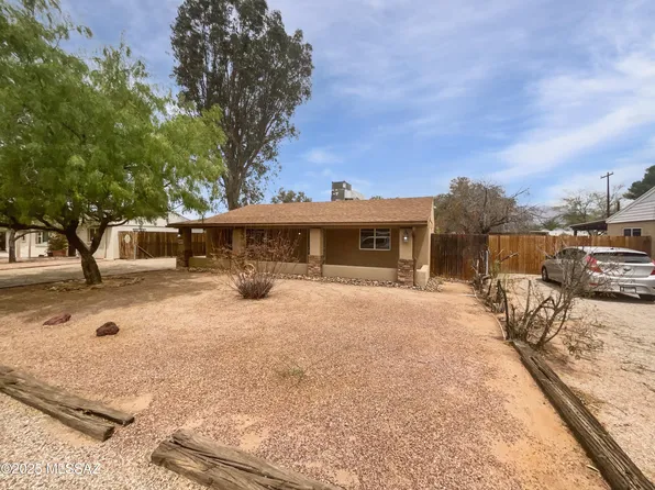 4813 E Seneca St, Tucson, AZ 85712