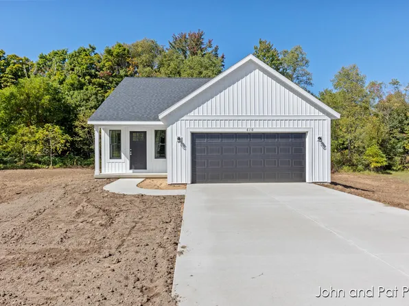 610 Rust Ave, Big Rapids, MI 49307