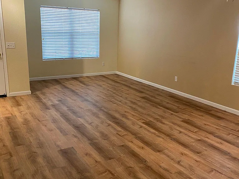 7500 E Deer Valley Rd #182 — Photo 8