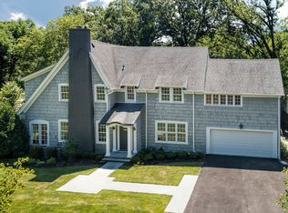 874 Valley Rd, Glencoe, IL 60022