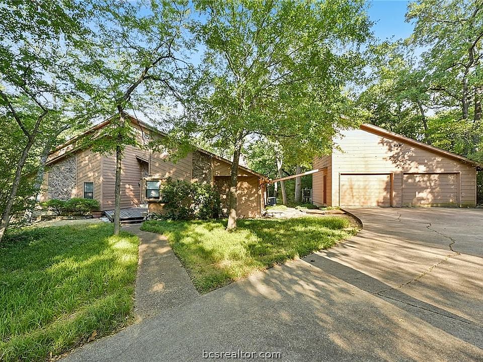 1st image of 1000 Fox Cir