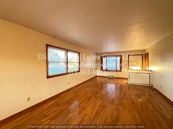 3rd image of 1316 Ravenswood Dr