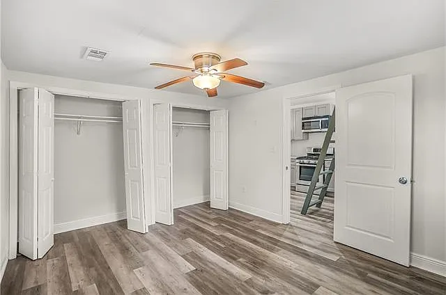 325 S Lopez St #D — Photo 13