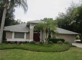 3220 Brookside Ct, Tarpon Springs, FL 34688