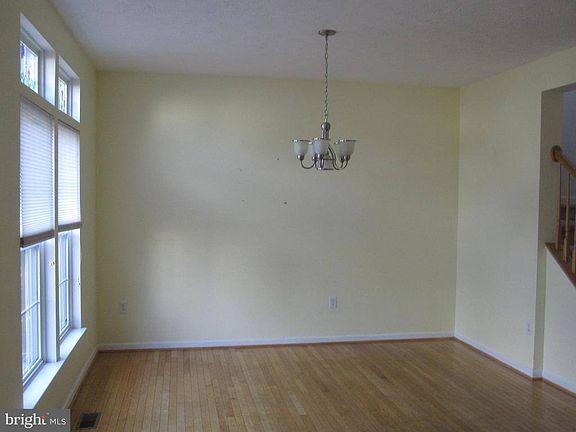 3rd image of 8234 Lyndhurst St #8234