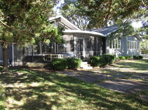 334 Kaufman Dr, Loda, IL 60948