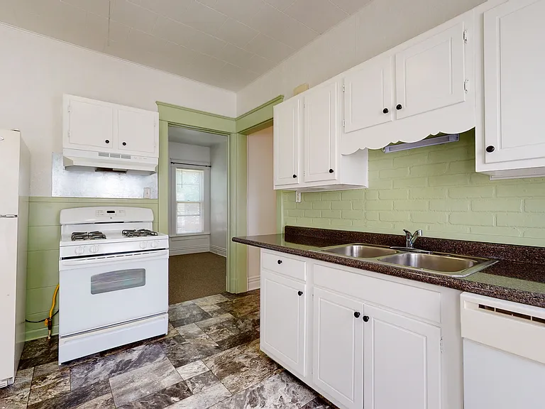 2505 Poplar St #A — Photo 1