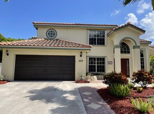 5512 Descartes Cir, Boynton Beach, FL 33472